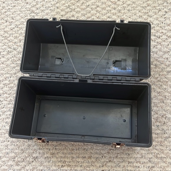 Vintage Gray Domed Lunch Bucket Aladdin Lunch Pail, Plastic Decorative, Storage - Picture 7 of 16